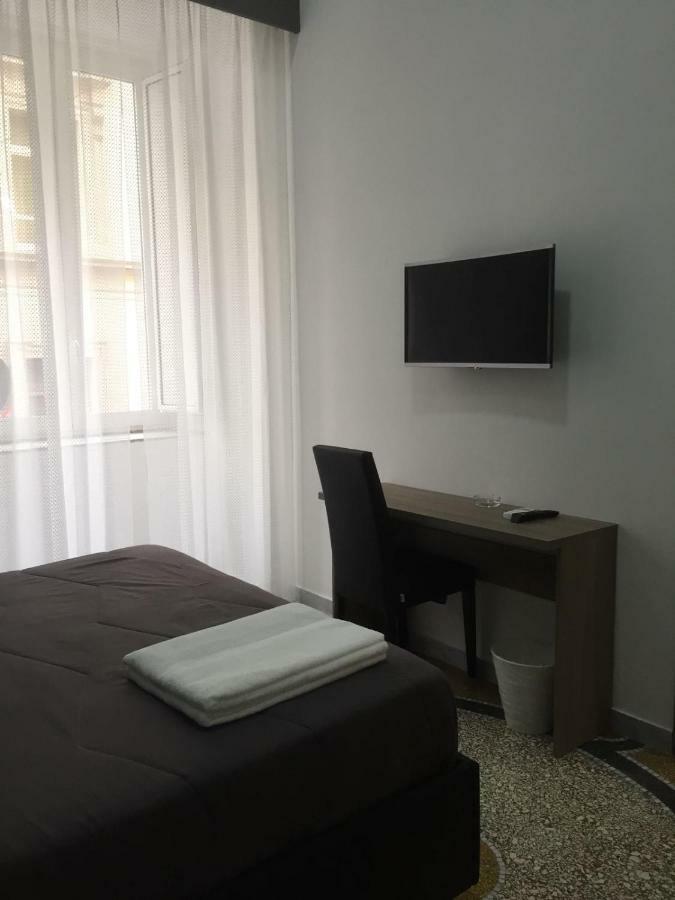 Mb95 - Mezzocannone Luxurious Bed&Breakfast Неаполь Екстер'єр фото